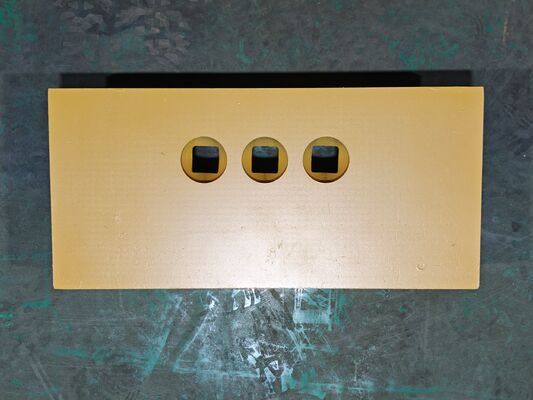 1U0761Mtb Cat Style bolt on end cutting edge for loader. 로더에 대한 끝 절단 가장자리에 있는 고양이 스타일 볼트