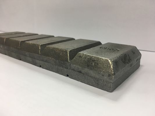 CB100 초콜릿 블록 마모 부품 240×100×23mm 중장비 마모 보호 부품 3.9KG