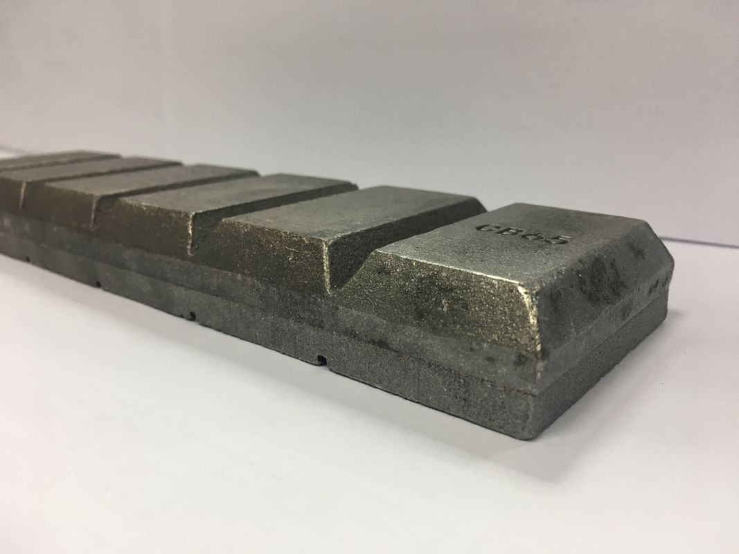 CB100 초콜릿 블록 마모 부품 240×100×23mm 중장비 마모 보호 부품 3.9KG